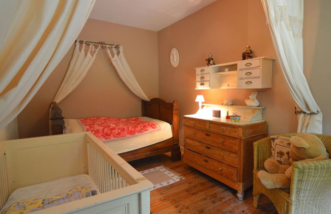 Quaint Holiday Home in Bievre in the Forest - Foto 6