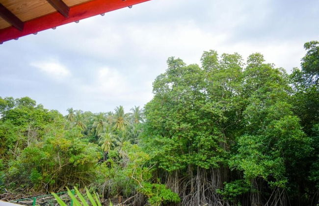 Serene Vista Villa - Photo 21