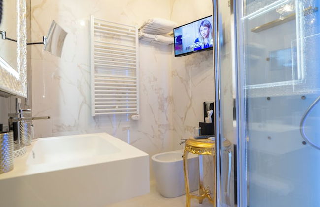 Leucosya Luxury Rooms - Photo 44