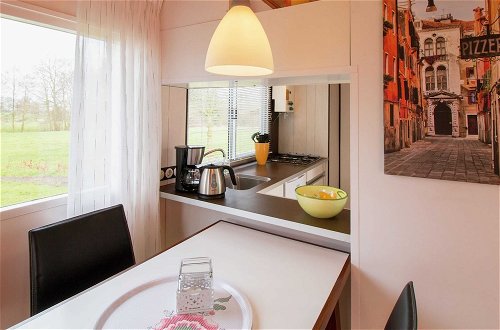 Foto 5 - Cosy Chalet With gas Fireplace in Twente