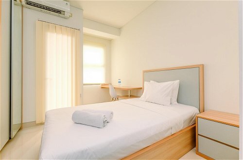 Foto 5 - Enjoy Living And Cozy Studio Transpark Cibubur Apartment