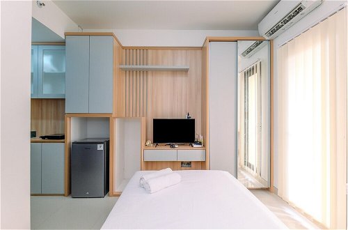 Photo 4 - Enjoy Living And Cozy Studio Transpark Cibubur Apartment