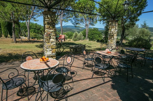 Photo 30 - Apartment in a Rustic House in the Tuscan Hills Near the Sea