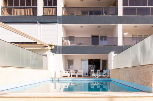 Photo 2 - Spacious Perfect Flat With Private Pool