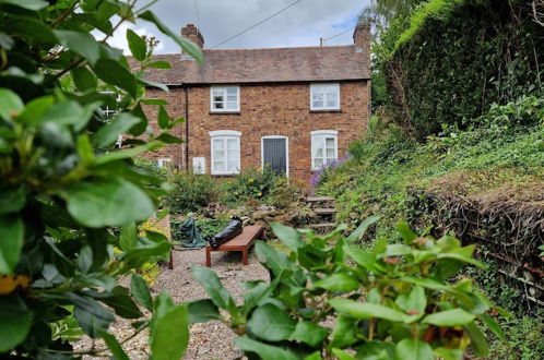 Foto 20 - Lovely 2-bed Cottage in Coalbrookdale Telford