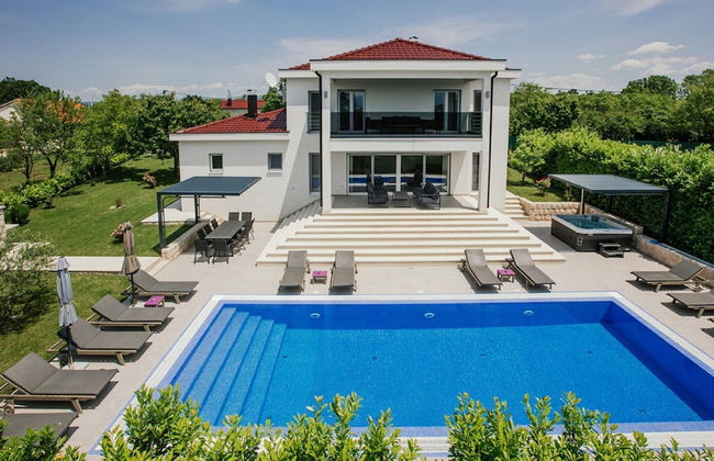 Villa in Imotski Near Blue & Red Lakes - Foto 40