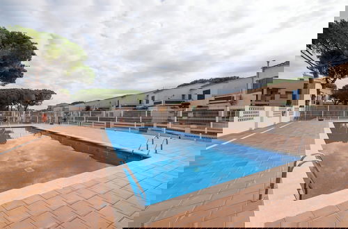 Foto 13 - Apartment With Community Pool for 4 People - Riells Area