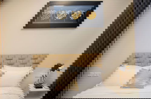 Foto 43 - unreal homes