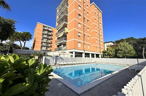 Photo 12 - Flat in a Building With a Beautiful Pool - Beahost