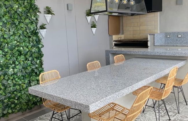 w Great 1BR With Balcony in Luxurious Building - Foto 22