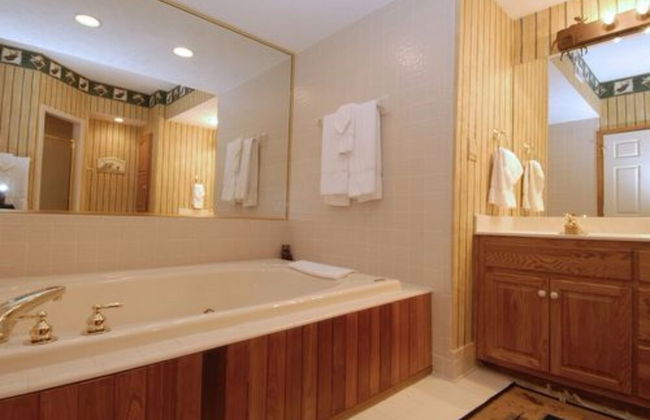 Chetola Premier Condominiums - Foto 65