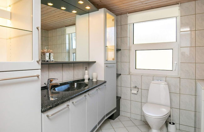 6 Person Holiday Home in Jerup - Foto 8