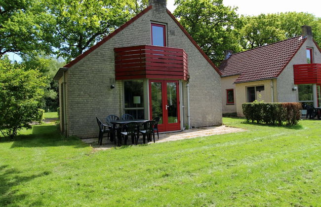 Holiday Home Nijmegen With Lake View - Photo 1