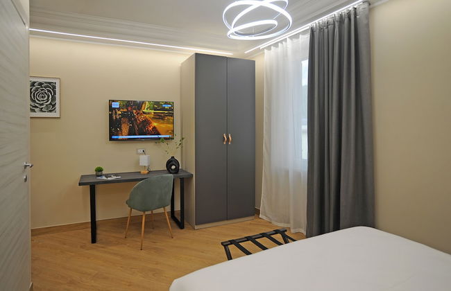 Mom Apartment Rooms&Suites - Photo 14