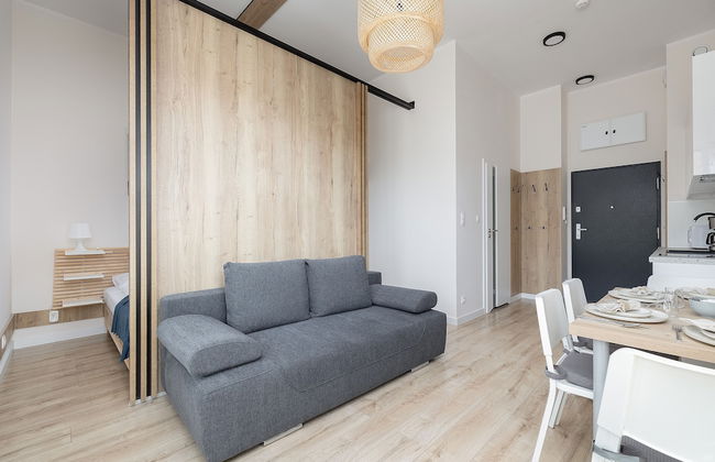 Studio With Terrace by Renters - Photo 26