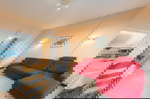 Foto 1 - Cosy Apartment With Sunny Terrace