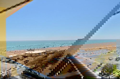 Foto 35 - Bright Flat Overlooking the sea - Beahost