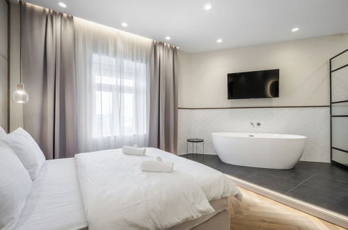 Photo 16 - Budapest Eye Boutique Suites by BQA