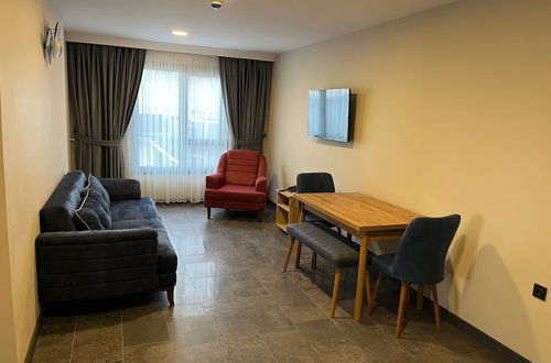 Photo 10 - Neo Suite Hotel