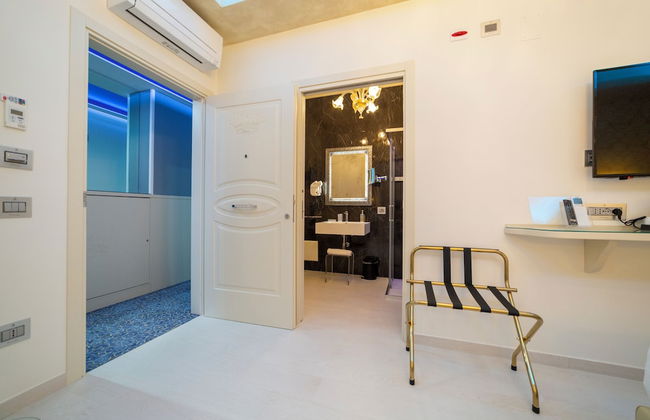 Leucosya Luxury Rooms - Photo 27