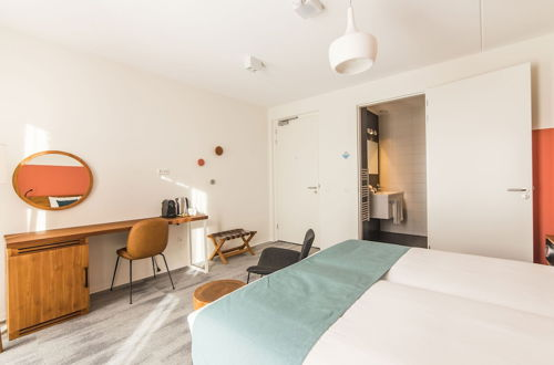 Foto 21 - Nice Apartment, 2 Bathrooms Near Maastricht