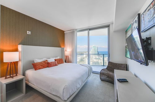 Photo 4 - Oceanfront Luxe: Beach Condo