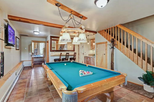 Foto 6 - Mountain Lakehouse Cabin on 5 Acres Hottub Pool Table Garage EV Charger