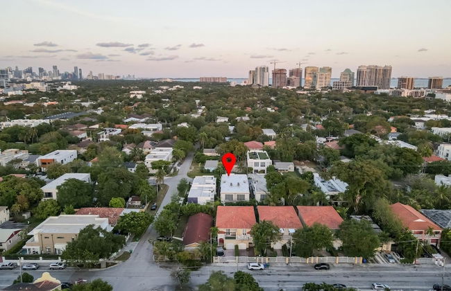 The Modernista 2 - Large Townhome With Pool - Foto 75