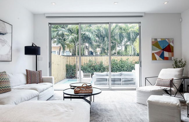 The Modernista 2 - Large Townhome With Pool - Foto 2