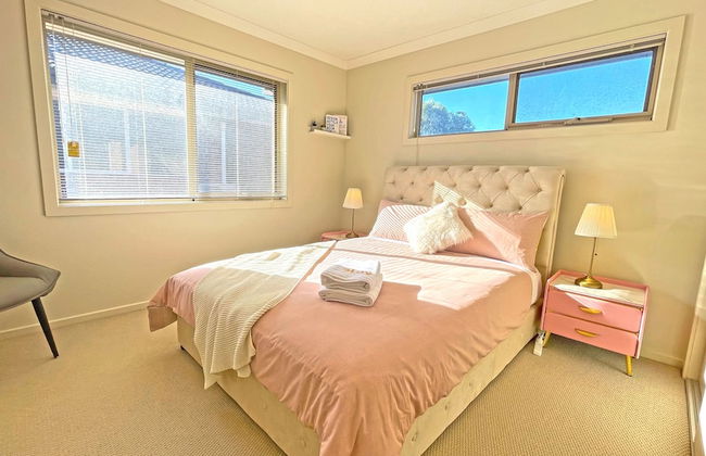Spacious 7BRM 5-bathroom Rental House - Photo 11