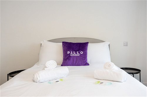 Foto 6 - Pillo Rooms - 4BR House near Heaton Park