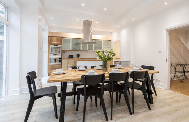 Pillo Rooms - 4BR House near Heaton Park - Foto 19