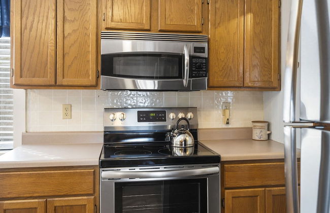 Windjammer Cottage - Branson - Photo 9