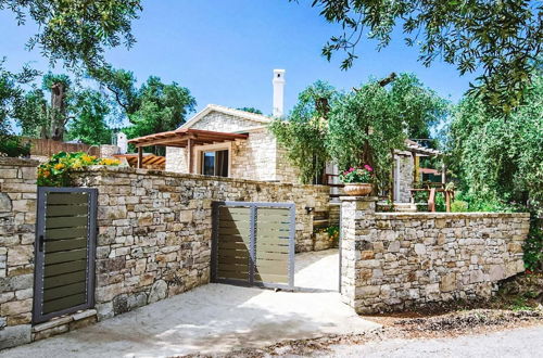 Foto 2 - Aristea - 2 BR Villa Surrounded by Olive Groves