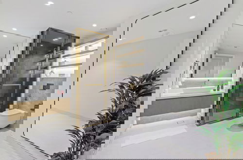 Foto 13 - 3BR Apt w Direct access to Nakheel Mall