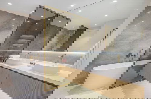Foto 14 - 3BR Apt w Direct access to Nakheel Mall