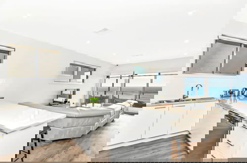 Foto 4 - Avaya Sellicks Beachfront Getaway- Wifi