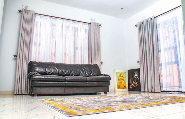 Luxury 2 Bed Self Catering Apartment in Masvingo - Foto 14