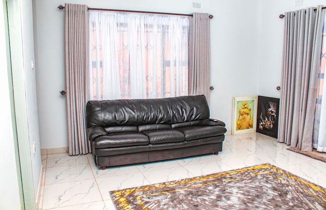 Luxury 2 Bed Self Catering Apartment in Masvingo - Foto 10