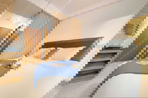 Foto 5 - Simply Look And Comfy Studio Tifolia Apartment
