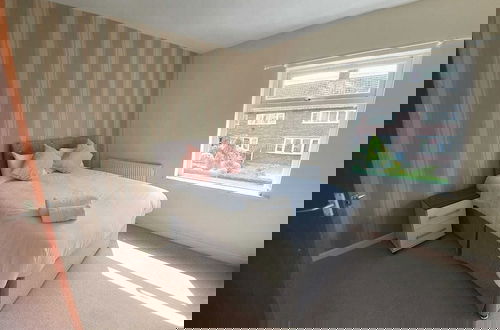Foto 14 - Comfortable Homestay in Stoke
