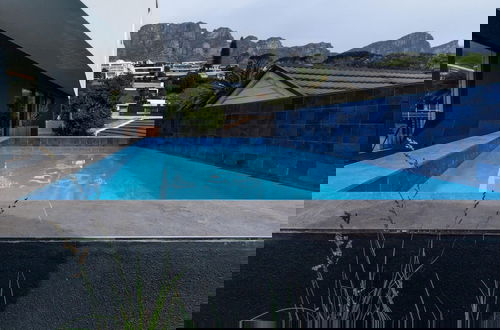 Foto 30 - Incredible Camps Bay Escape w Pool Solange Villa