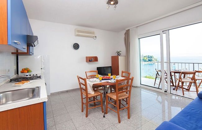 Splendid Beachfront Medveja Apartments - Foto 21