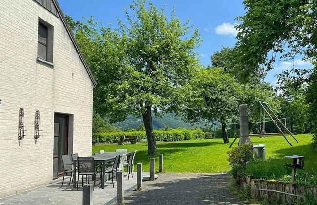 Chalet Just Outside Hampteau Offering Magnificent Views Across the Ourthe Valley - Foto 19