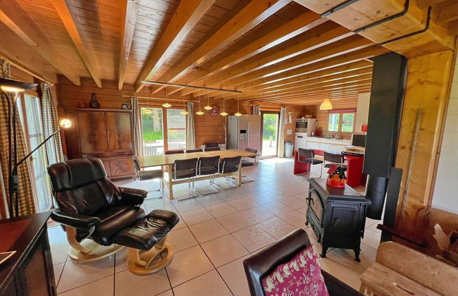 Chalet Just Outside Hampteau Offering Magnificent Views Across the Ourthe Valley - Foto 27
