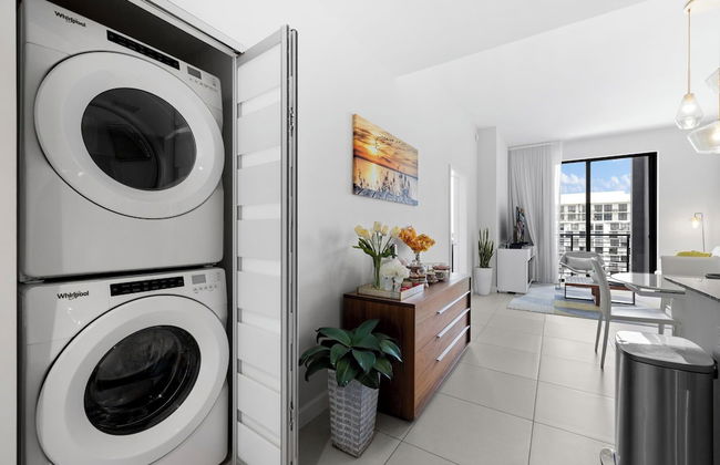 Spacious 2-Bedroom Condo at Doral Park - Foto 25