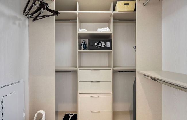 Spacious 2-Bedroom Condo at Doral Park - Foto 24