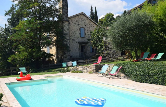Lovely House With Grass Garden, Shared Swimmingpool, Next to the River Ardeche - Foto 49