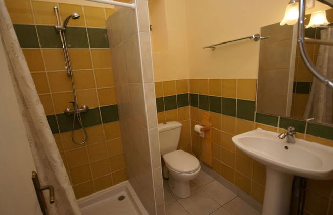 Lovely House With Grass Garden, Shared Swimmingpool, Next to the River Ardeche - Foto 48