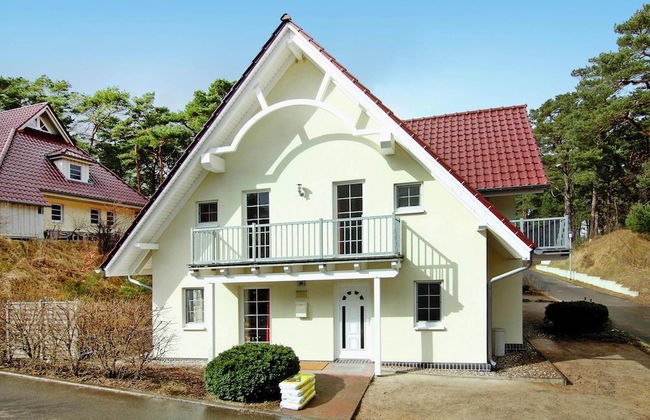 Doppelhaushalfte Strandhaus I in Trassenheide - Foto 1